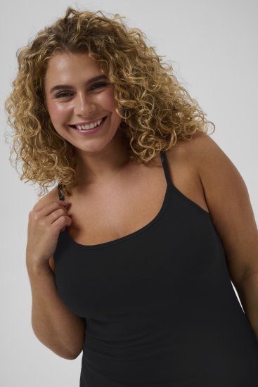 Kaffe Curve Jena Με τιράντες Φόρεμα Βαθύ μαύρο - Φορέματα - 