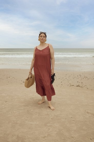 Kaffe Curve Emilia Dress Henna Brown - Μάξι φορέματα - 