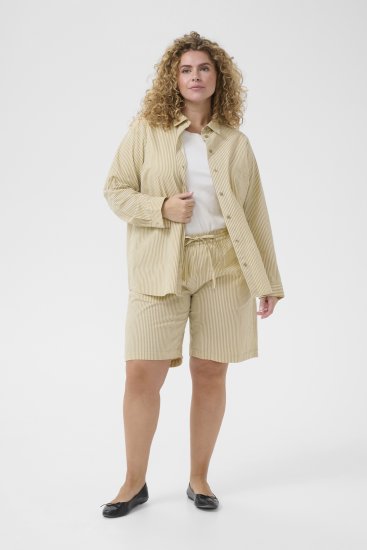 Kaffe Curve Nana Ριγέ σορτς Chincilla/Λευκό ριγέ - Τζιν & Παντελόνια για Γυναίκες σε Μεγάλες Μεγέθη – Plus Size - 