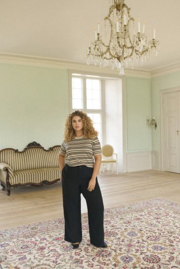 Kaffe Curve Lizzy Ριγέ πουλόβερ Μπεζ/Μαύρο - Τυπωμένα T-shirts για γυναίκες - 